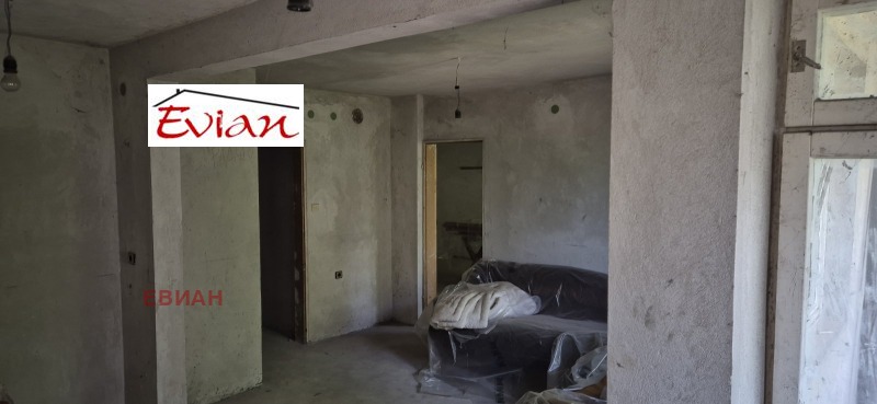 Na prodej  2 ložnice Ruse , Družba 2 , 105 m2 | 47820908 - obraz [5]