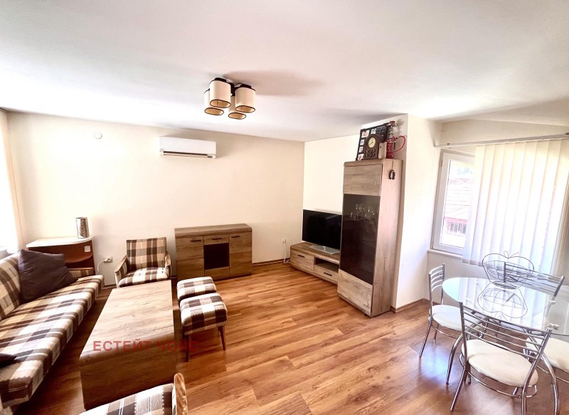 In vendita  2 camere da letto Sofia , Zona B-5 , 90 mq | 77097988