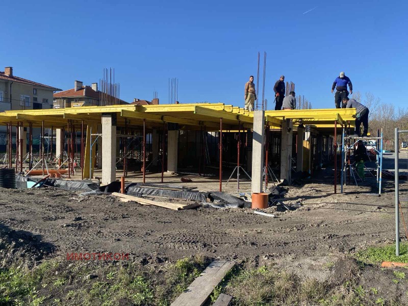 Продава 3-СТАЕН, гр. Нова Загора, област Сливен, снимка 3 - Апартаменти - 51115534