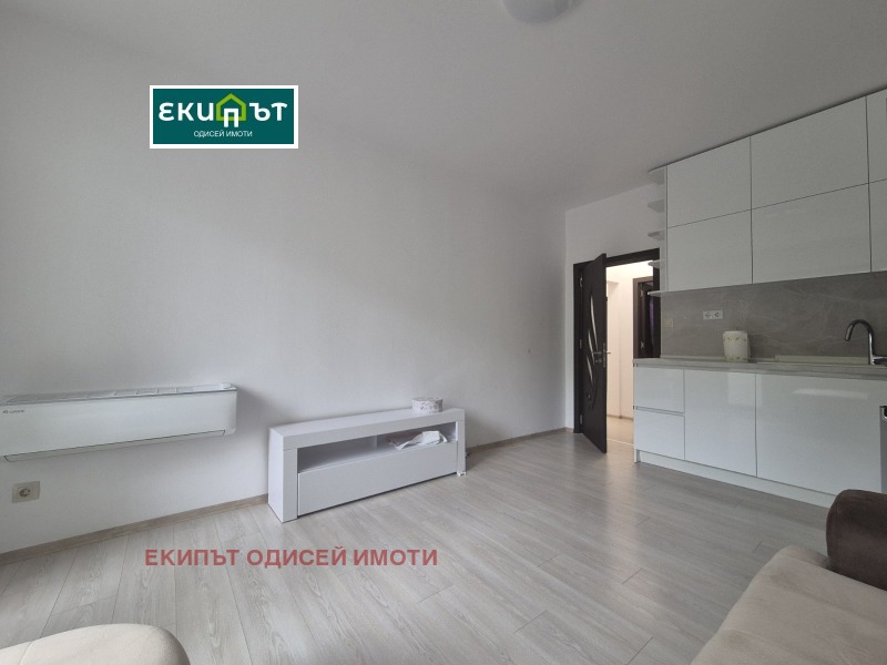 Продава  3-стаен град Варна , Възраждане 3 , 60 кв.м | 10030352 - изображение [2]