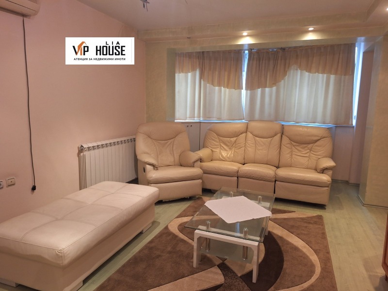 Продава 3-СТАЕН, град Пазарджик, Идеален център • 139000 € / 271860.37 лв. • 27940019 1