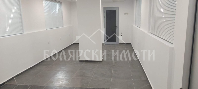 Продава ОФИС, гр. Велико Търново, Център, снимка 7 - Офиси - 49003641