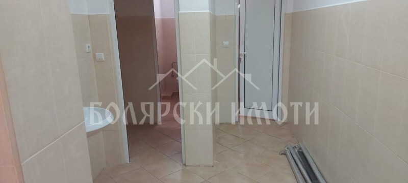 Продава ОФИС, гр. Велико Търново, Център, снимка 8 - Офиси - 49003641