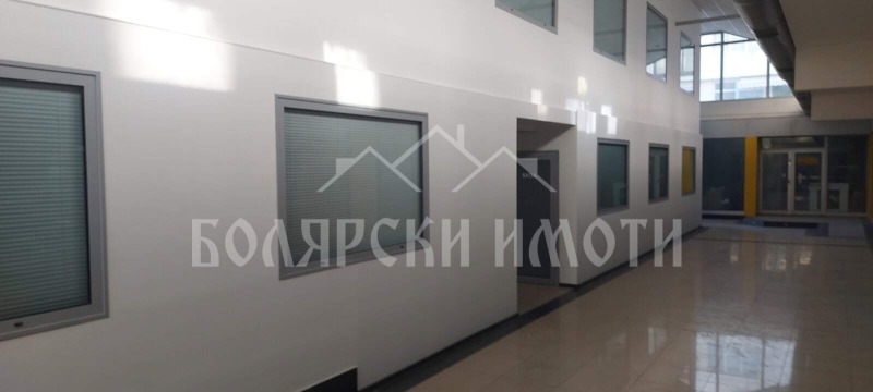 Продава ОФИС, гр. Велико Търново, Център, снимка 5 - Офиси - 49003641