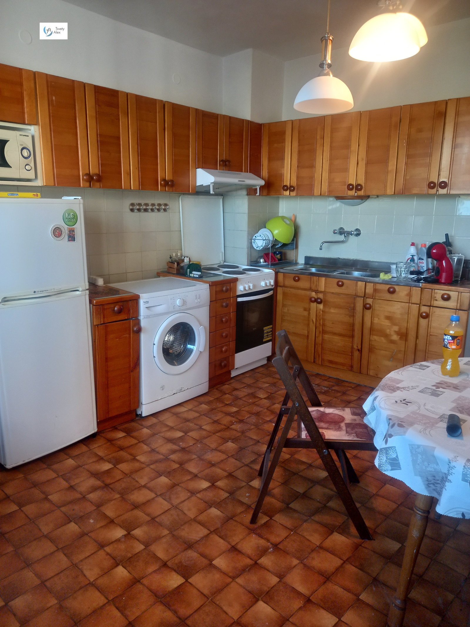 Продава 3-СТАЕН, гр. София, Гоце Делчев, снимка 3 - Апартаменти - 55261604