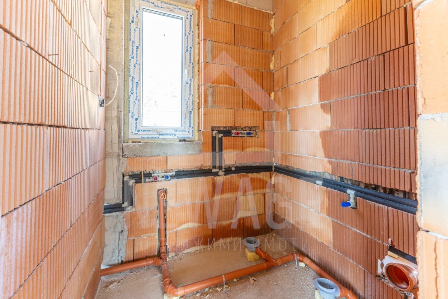 Продава КЪЩА, с. Близнаци, област Варна, снимка 12 - Къщи - 55130059