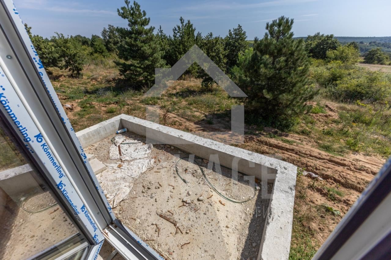 Продава КЪЩА, с. Близнаци, област Варна, снимка 13 - Къщи - 55130059
