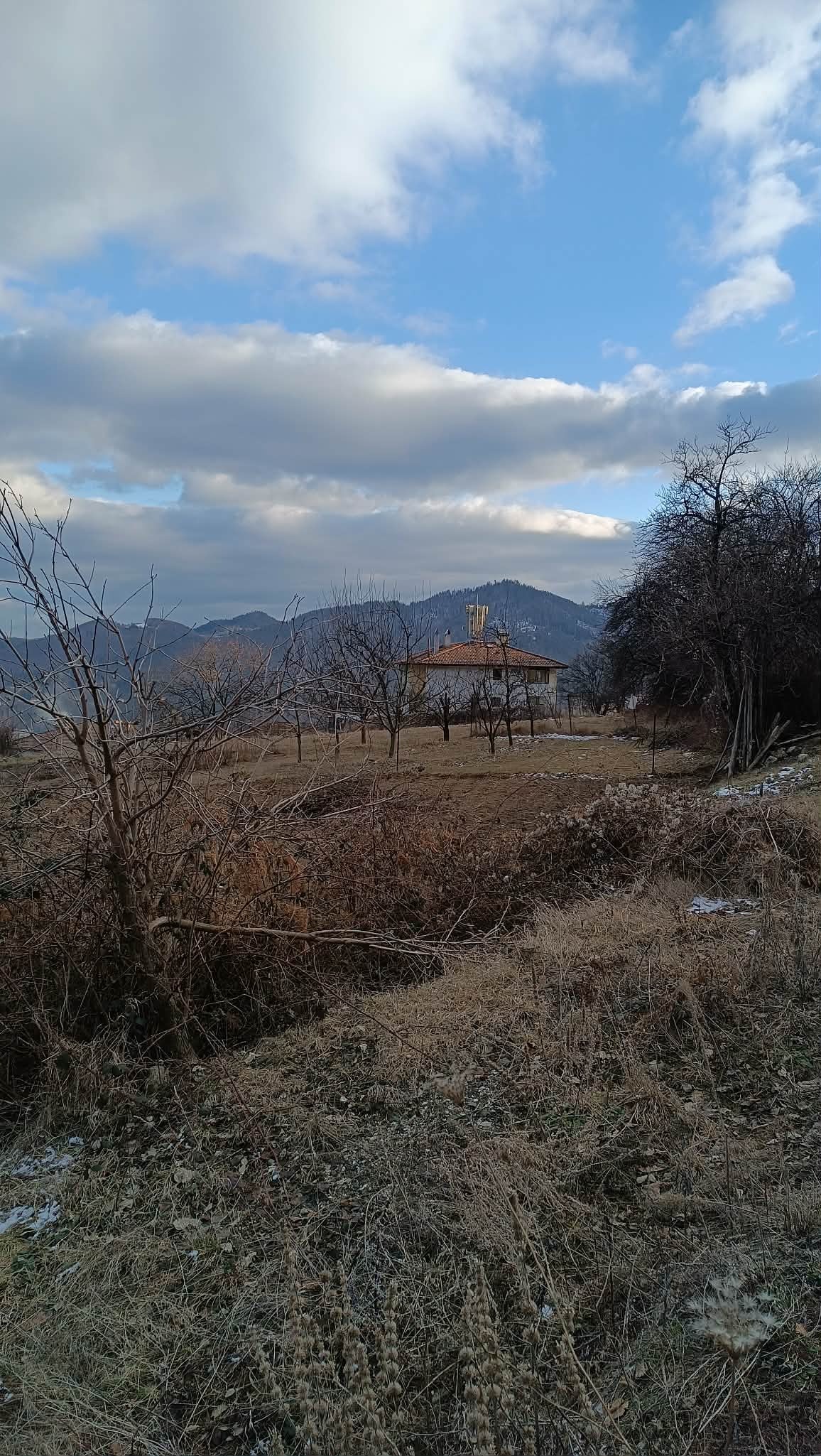 Продава ПАРЦЕЛ, с. Велковци, област Перник