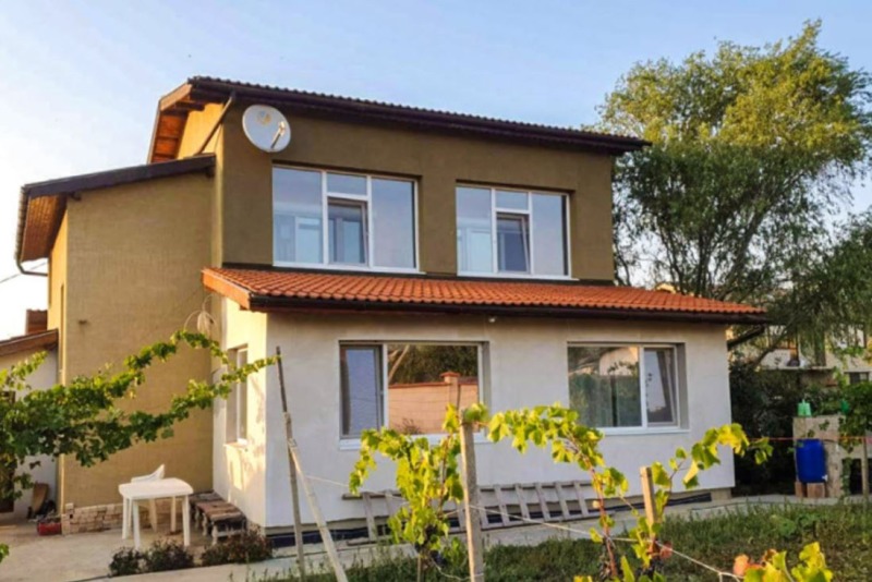 Продава КЪЩА в област Добрич, с. Славеево - 200 кв.м / 125 000 € » 244 478.75 лв., ВАРНА НОФ ПРОПЪРТИС