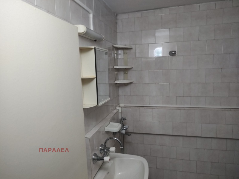 Продава МЕЗОНЕТ, гр. Добрич, Център, снимка 4 - Апартаменти - 53270706