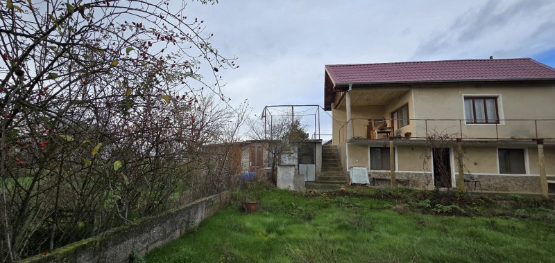 Продава КЪЩА, с. Сушина, област Шумен