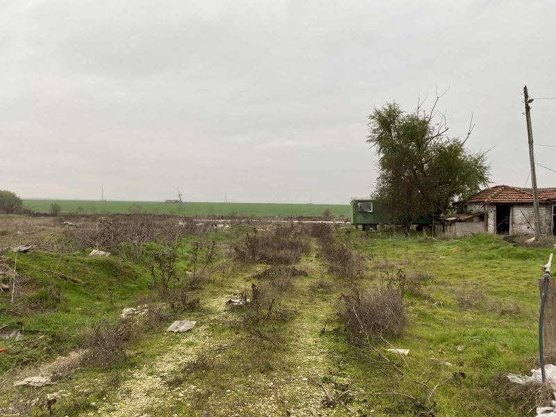 Na prodej  Spiknutí Plovdiv , Industrialna zona - Iztok , 26000 m2 | 14053537