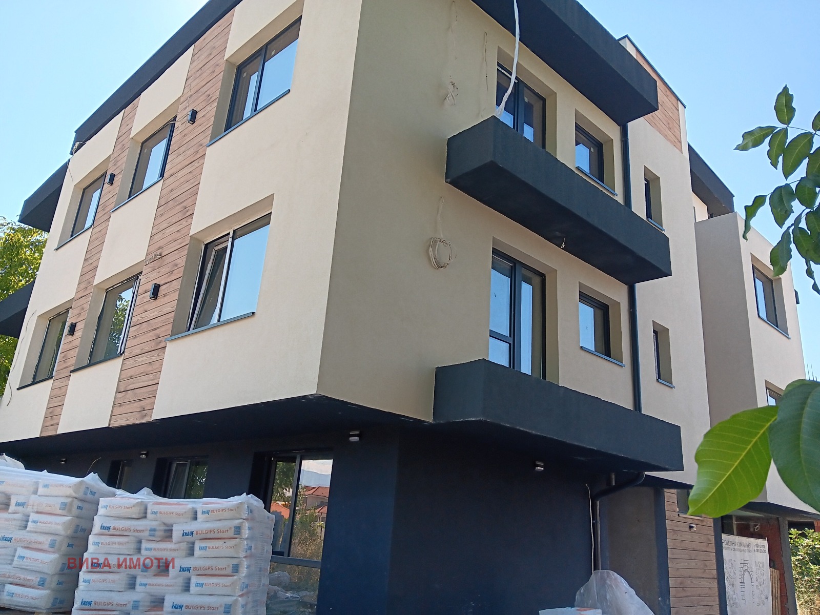 Продава 3-СТАЕН, гр. Пловдив, Остромила, снимка 2 - Апартаменти - 55121842