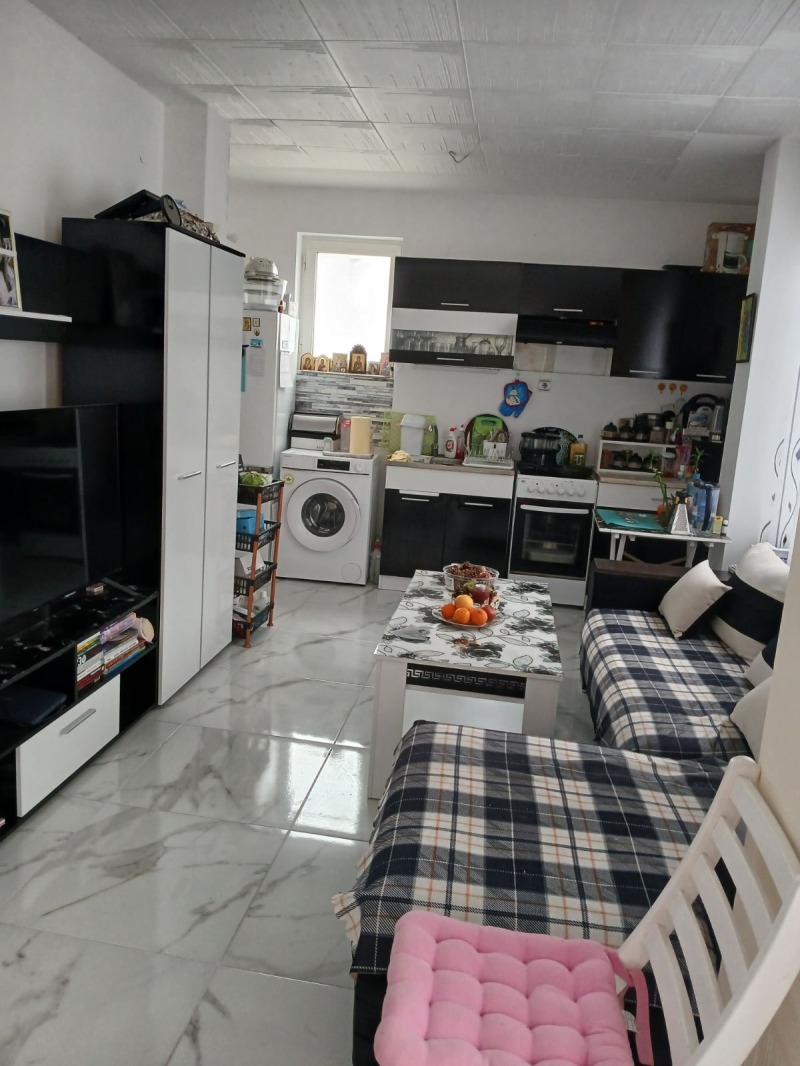 Продава 2-СТАЕН в област Благоевград, гр. Сандански - 60 кв.м / 75 000 € » 146 687.25 лв., ЕМПАЙЪР ЕСТЕЙТ БИЛДИНГ