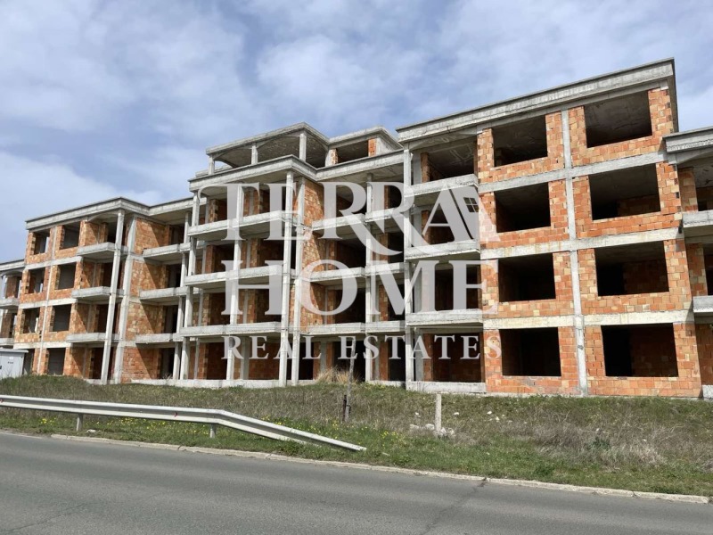Продава САМОСТОЯТЕЛНА СГРАДА в област Бургас, гр. Каблешково - 3222 кв.м / 700 000 € » 1 369 081.00 лв., ТЕРА ХОУМ