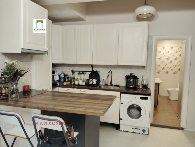 На продаж  1 спальня София , Студентски град , 65 кв.м | 73089669