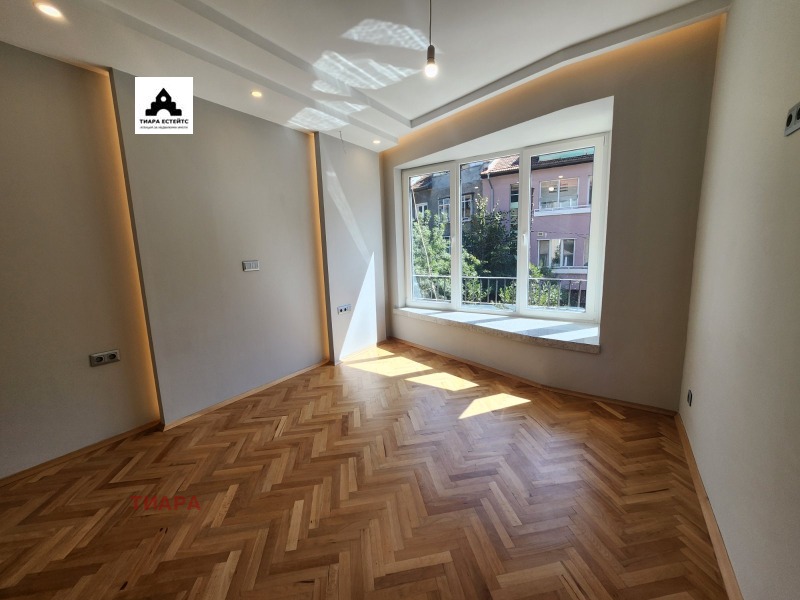 Продава  3-стаен град София , Център , 149 кв.м | 61763894 - изображение [11]