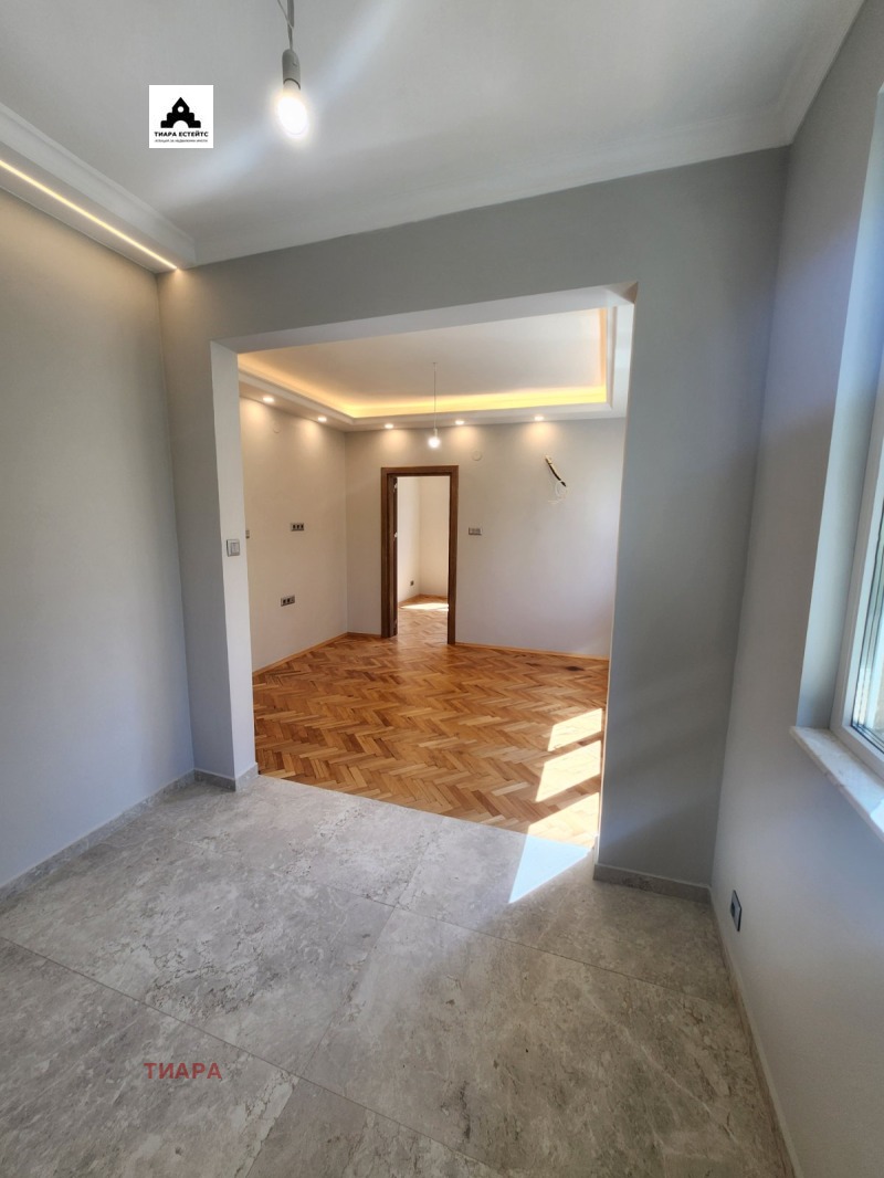 Продава  3-стаен град София , Център , 149 кв.м | 61763894 - изображение [13]
