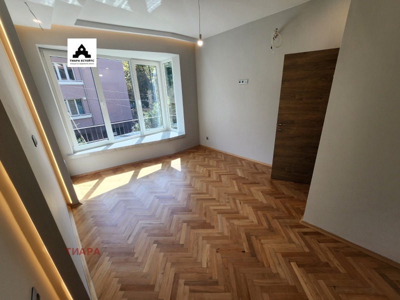 Продава  3-стаен град София , Център , 149 кв.м | 61763894 - изображение [6]