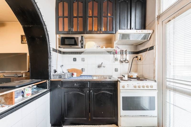 Продава ЕТАЖ ОТ КЪЩА, гр. Варна, Аспарухово, снимка 5 - Етаж от къща - 53094720