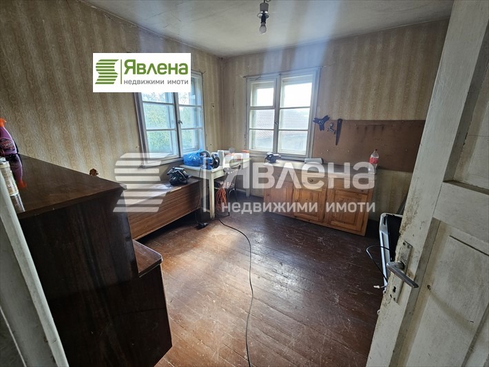 Продава КЪЩА, с. Големо Бучино, област Перник, снимка 8 - Къщи - 52998123