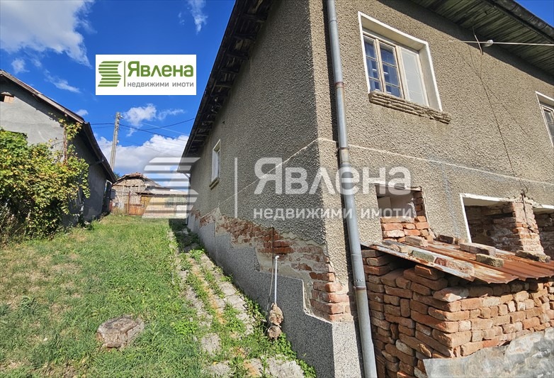 Продава КЪЩА, с. Големо Бучино, област Перник, снимка 9 - Къщи - 52998123