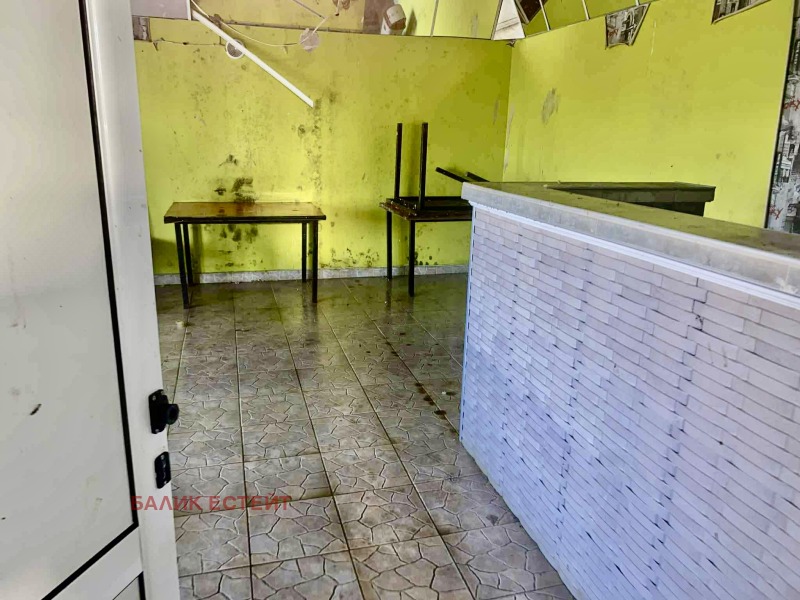 Продава МАГАЗИН, с. Средище, област Силистра, снимка 3 - Магазини - 53273347