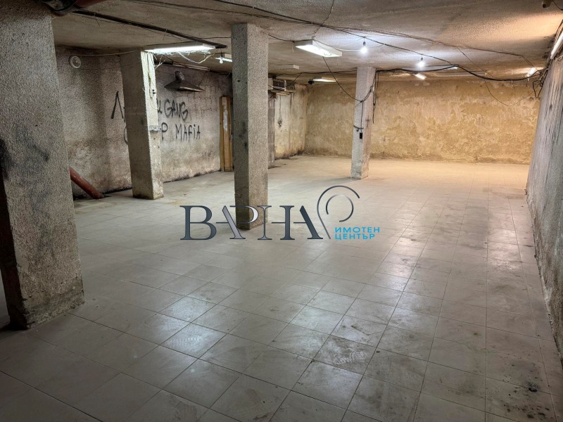 Продава СКЛАД, гр. Варна, Левски 1