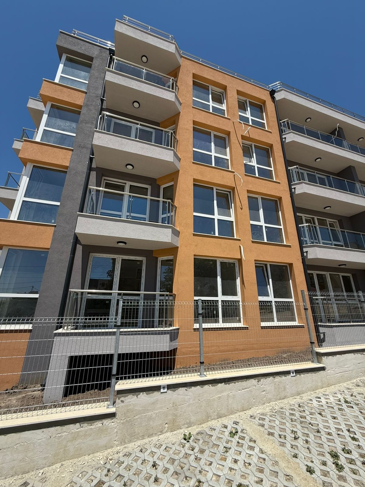 Продава 2-СТАЕН, гр. Варна, Възраждане 3, снимка 2 - Апартаменти - 54892697