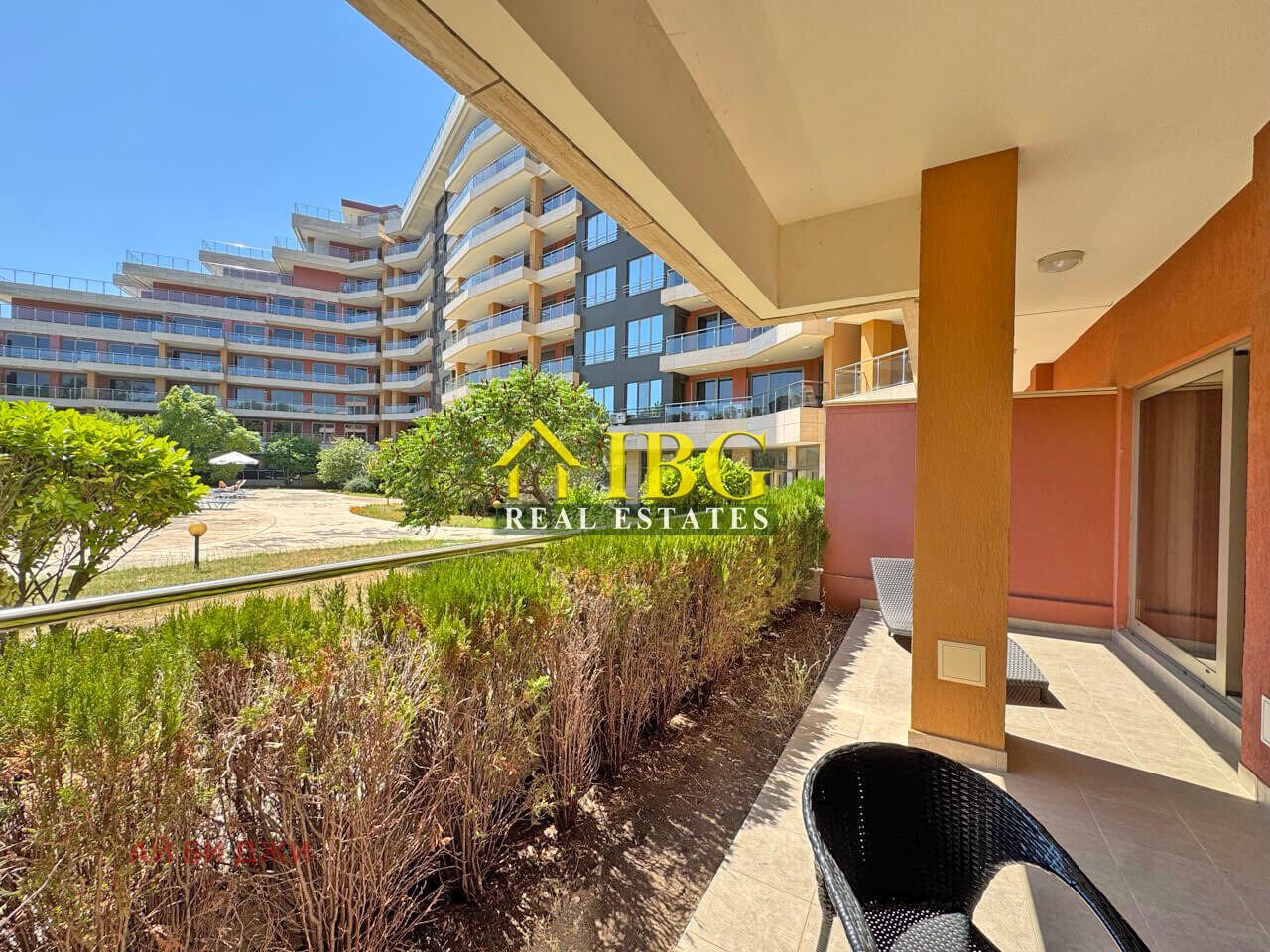 Продава  2-стаен област Бургас , к.к. Слънчев бряг , 99 кв.м | 42368720