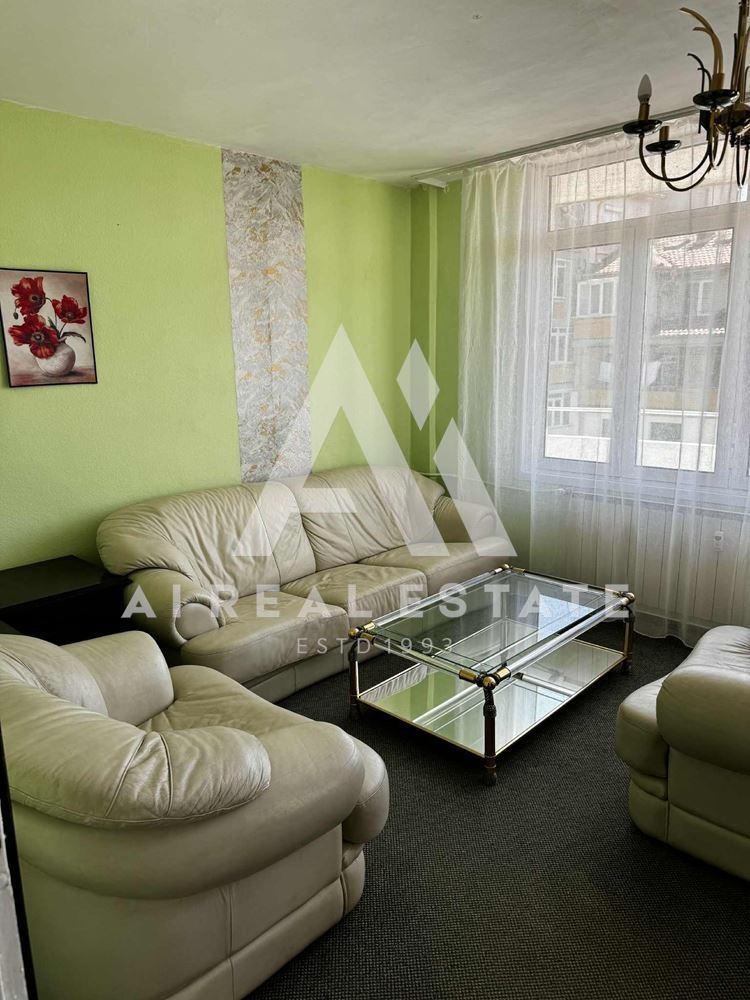 Na sprzedaż  2 sypialnie Plewen , Szirok centar , 110 mkw | 75560130 - obraz [7]