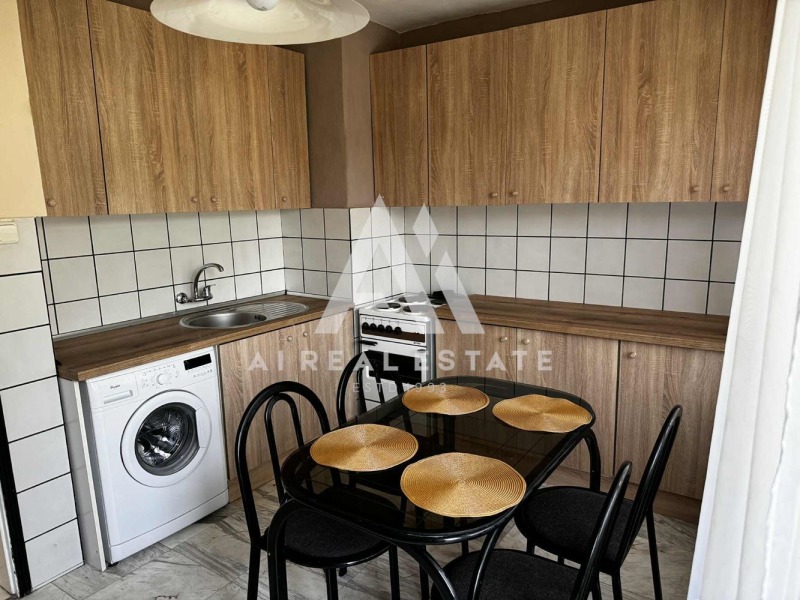 Na sprzedaż  2 sypialnie Plewen , Szirok centar , 110 mkw | 75560130