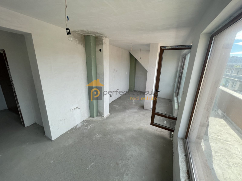 De vânzare  2 dormitoare Plovdiv , Țentâr , 99 mp | 76741197 - imagine [8]