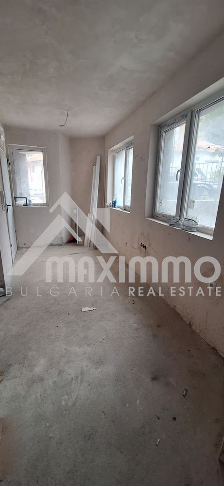 Продава ОФИС, гр. Варна, ЖП Гара, снимка 3 - Офиси - 54957282