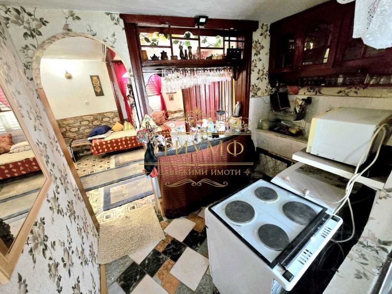 Продава КЪЩА, гр. Варна, м-т Припек, снимка 9 - Къщи - 52167362