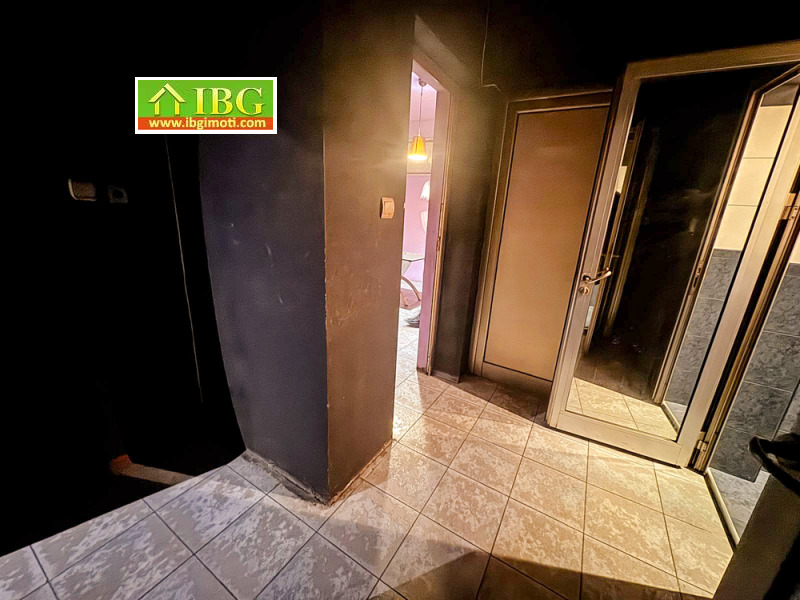 Продава ЗАВЕДЕНИЕ, гр. Русе, Център, снимка 9 - Заведения - 53071186