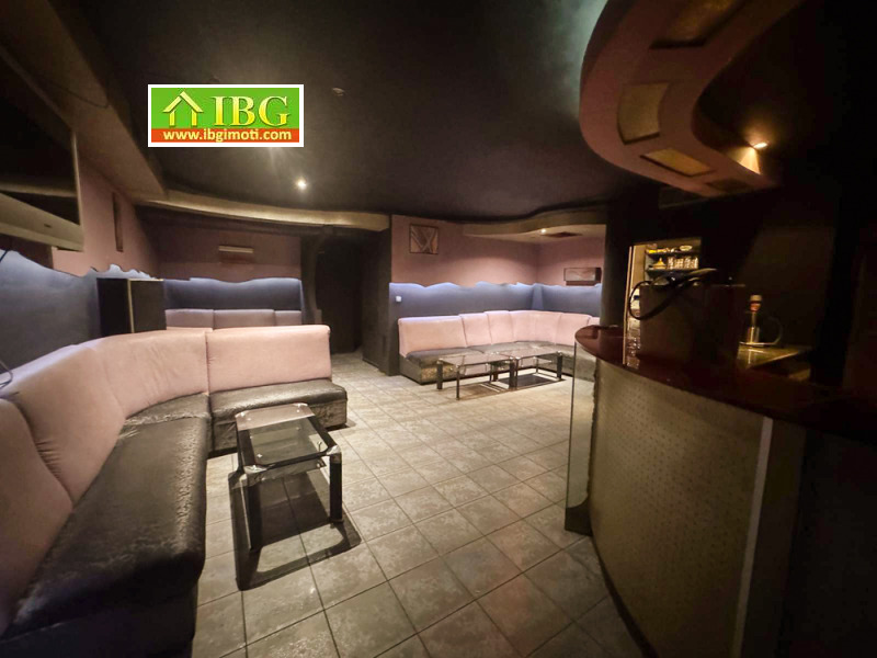 Продава ЗАВЕДЕНИЕ, гр. Русе, Център, снимка 5 - Заведения - 53071186