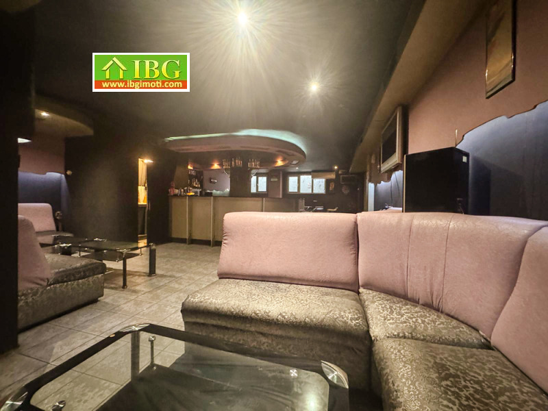 Продава ЗАВЕДЕНИЕ, гр. Русе, Център, снимка 4 - Заведения - 53071186