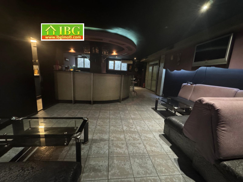 Продава ЗАВЕДЕНИЕ, гр. Русе, Център, снимка 7 - Заведения - 53071186