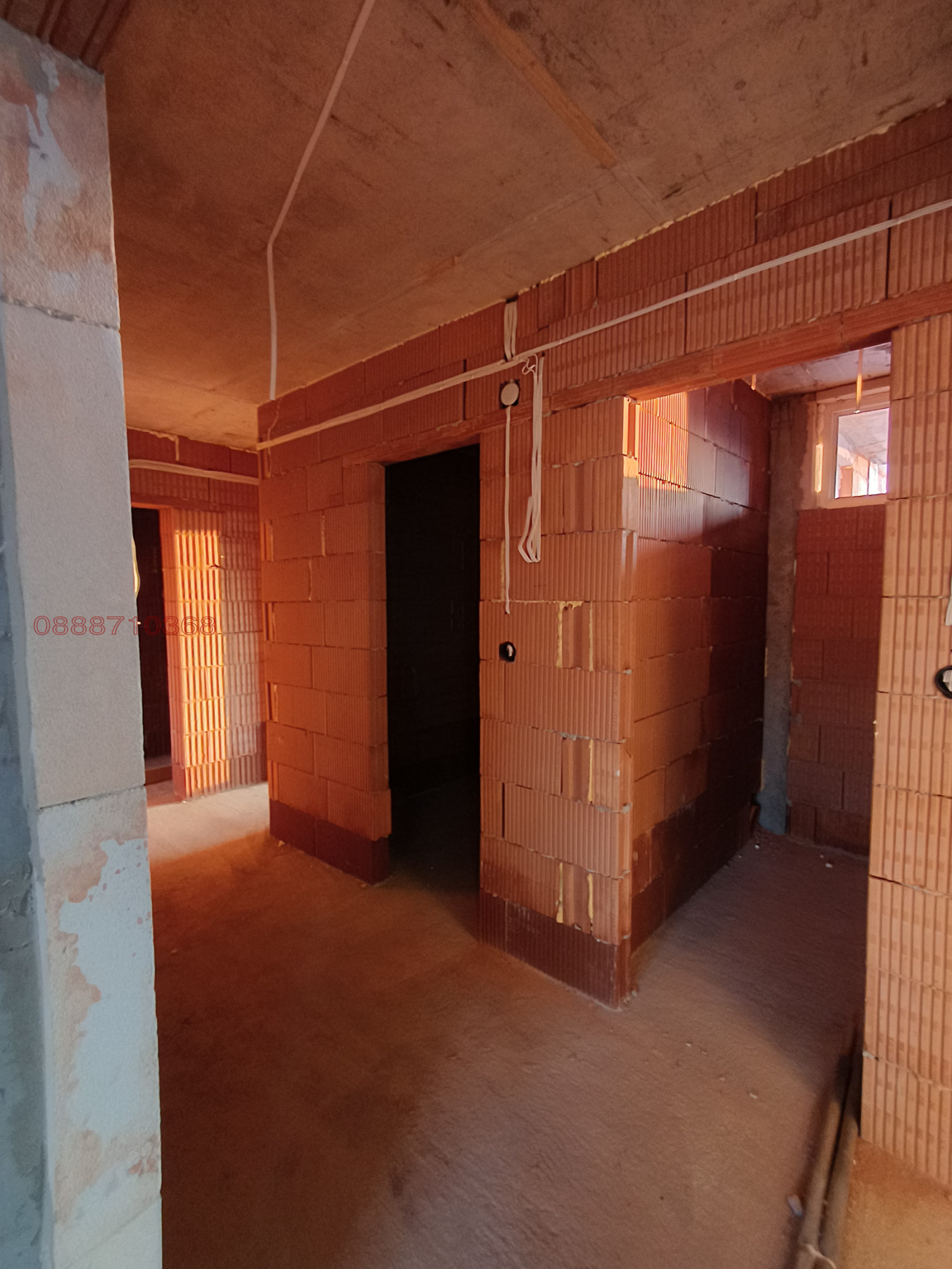 Продава МНОГОСТАЕН, гр. Благоевград, Освобождение, снимка 2 - Апартаменти - 53890309