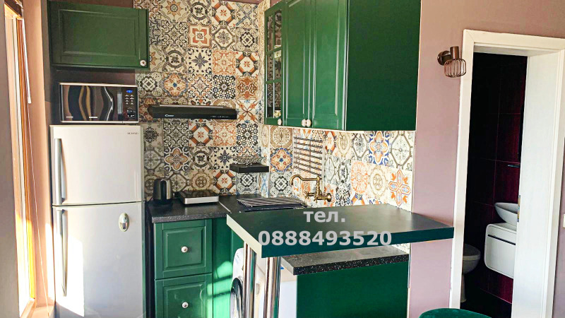 Продава  1-стаен град София , Света Троица , 47 кв.м | 38687261 - изображение [3]