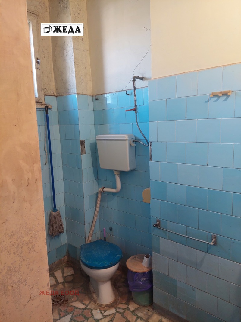 Продава  Етаж от къща област Плевен , гр. Левски , 105 кв.м | 76927683 - изображение [15]