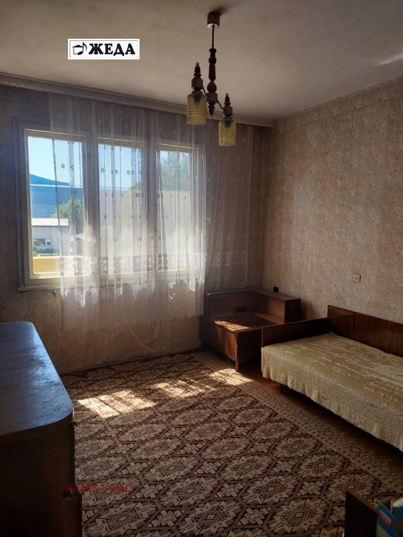 Продава  Етаж от къща област Плевен , гр. Левски , 105 кв.м | 76927683 - изображение [6]