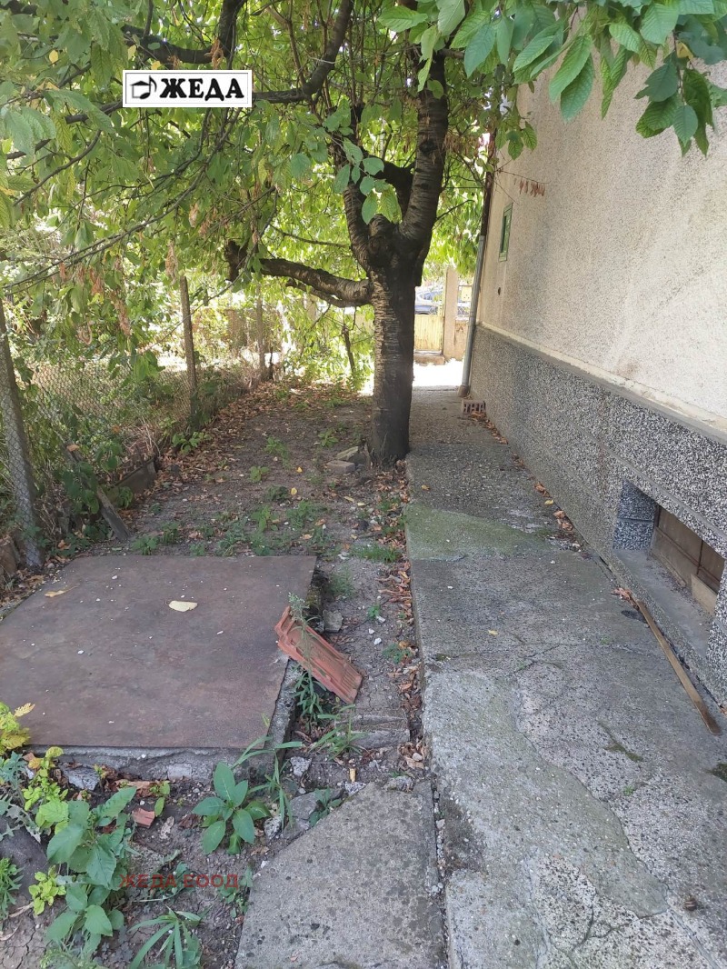 Продава  Етаж от къща област Плевен , гр. Левски , 105 кв.м | 76927683