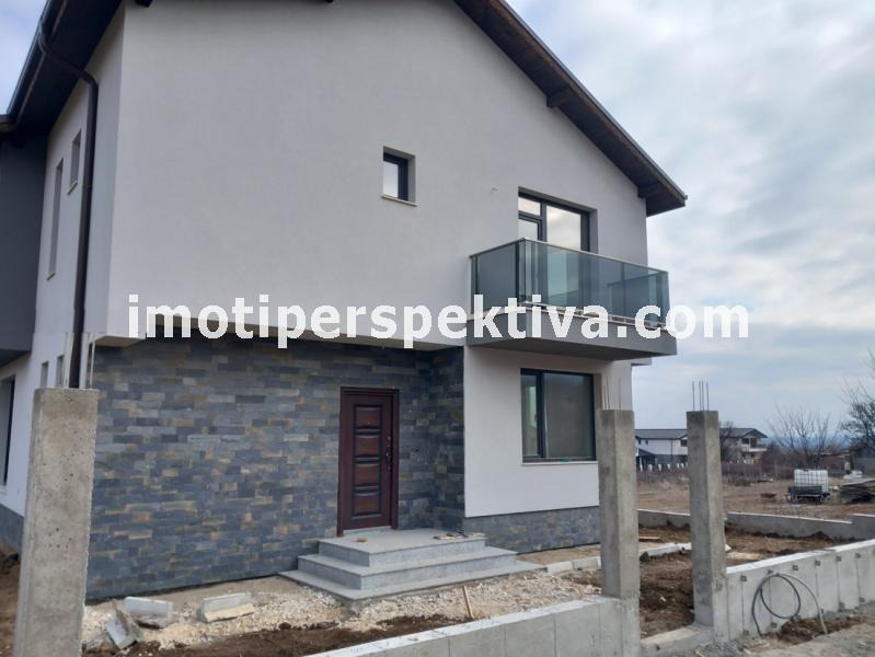 Продава КЪЩА, с. Брестник, област Пловдив, снимка 2 - Къщи - 49166178