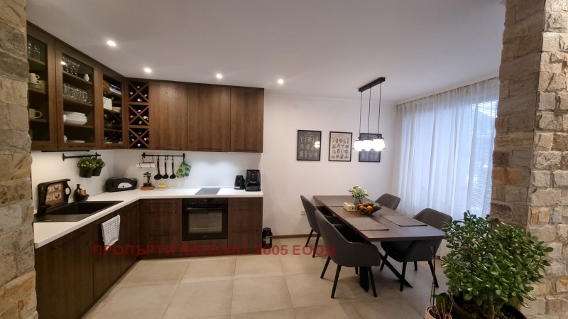 Продава КЪЩА, гр. Самоков, област София област, снимка 3 - Къщи - 53201814