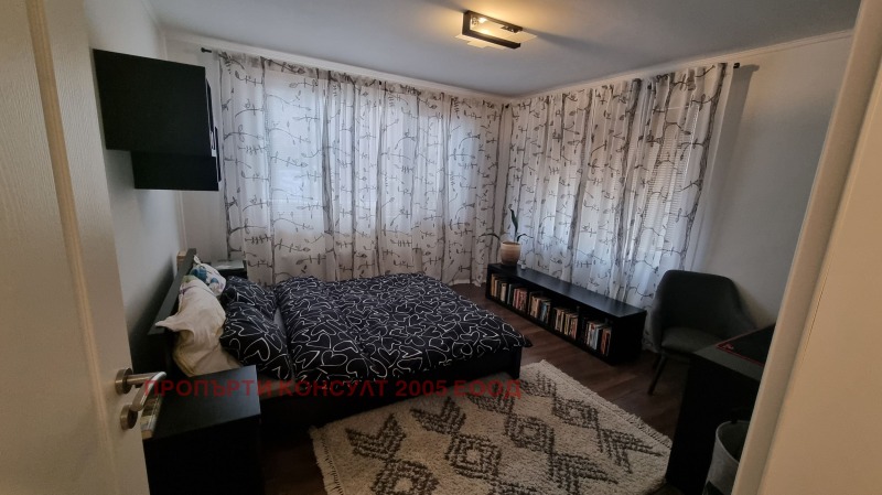 Продава КЪЩА, гр. Самоков, област София област, снимка 9 - Къщи - 53201814