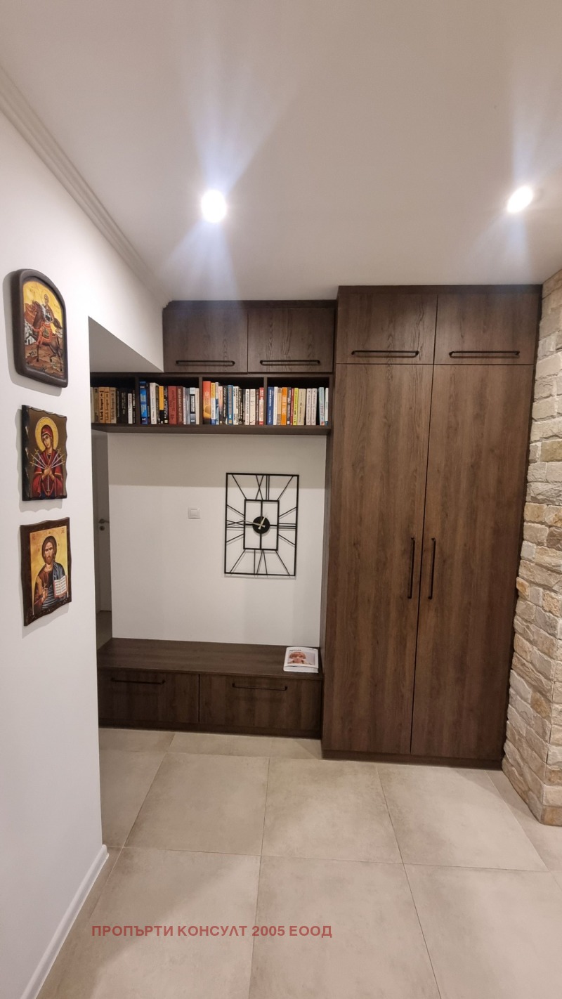 Продава КЪЩА, гр. Самоков, област София област, снимка 2 - Къщи - 53201814