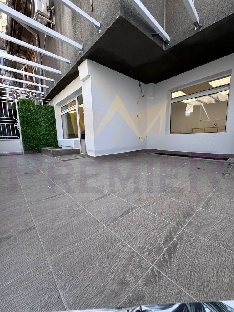 Продава БИЗНЕС ИМОТ, гр. Варна, Колхозен пазар, снимка 2 - Други - 53860090