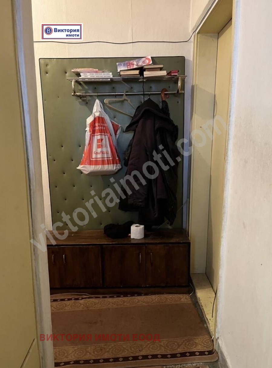 Продава 2-СТАЕН, гр. Велико Търново, Център, снимка 2 - Апартаменти - 49358863